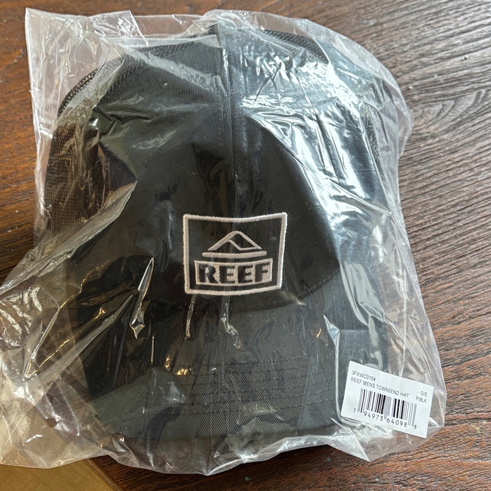 Reef Townsend Hat
